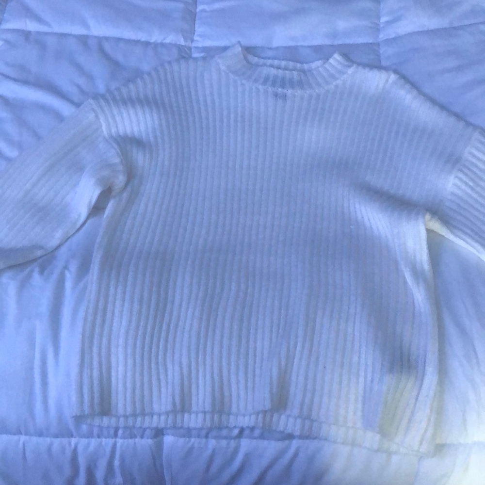 white long sleeve sweater